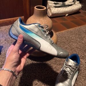 Puma Men's Silver and Blue Athletic Shoes